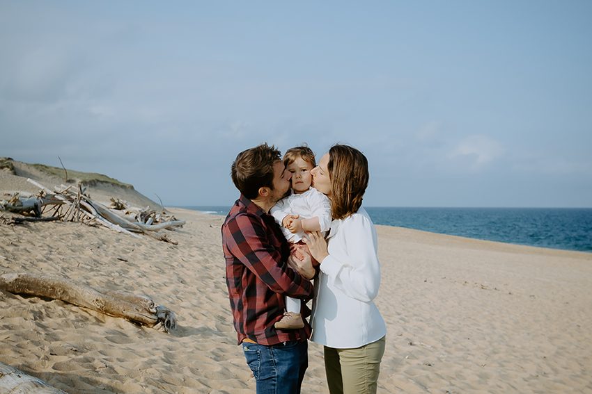 séance photo en famille sur la plage dans les landes